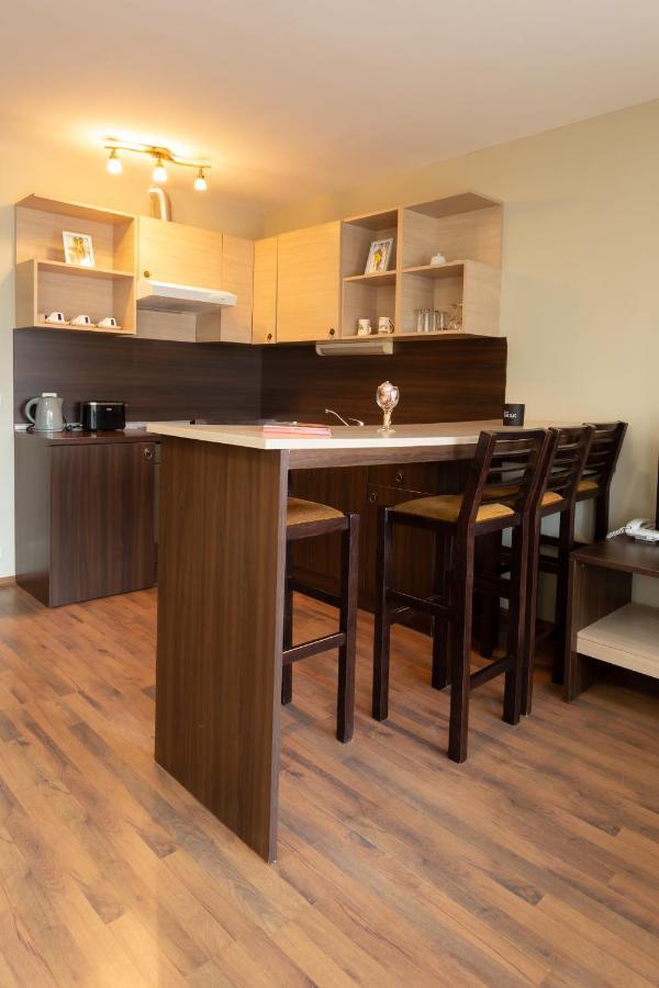 Dream Aparthotel 3*