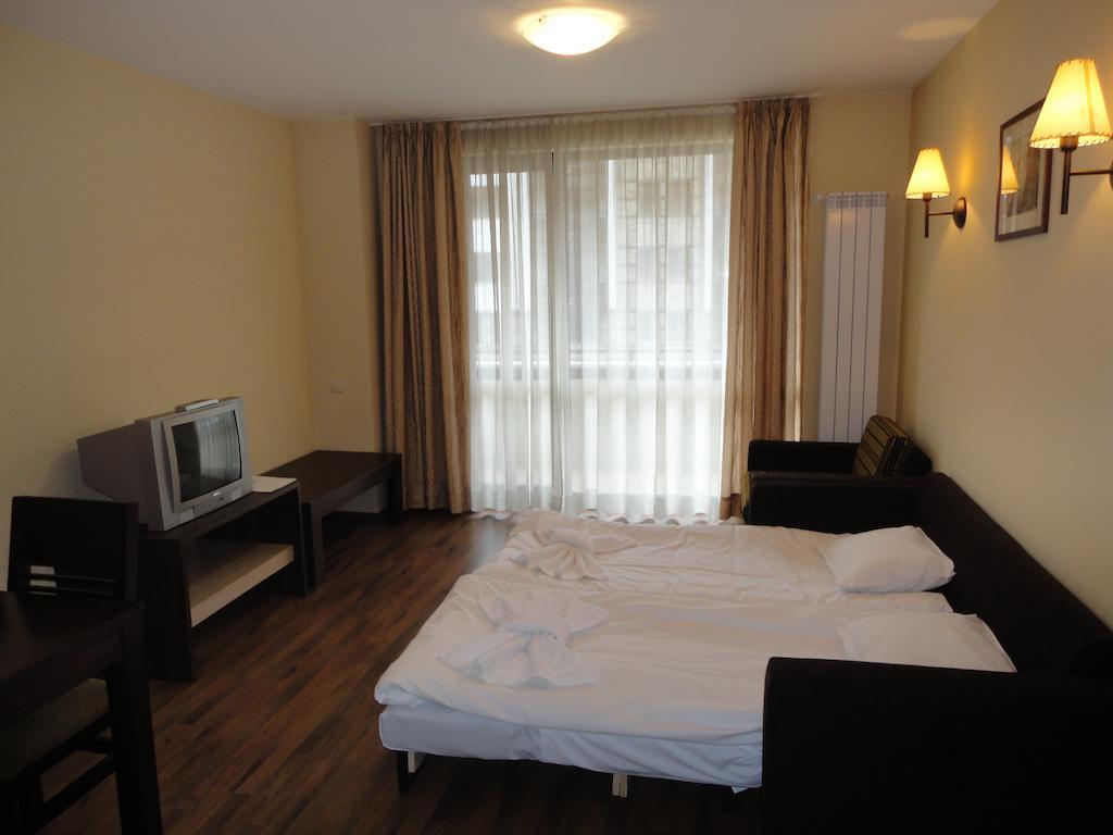 Dream Aparthotel 3*